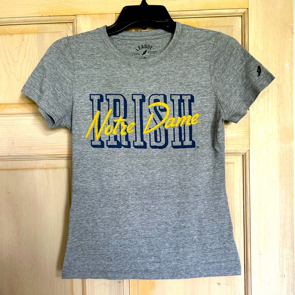 League 91 Notre Dame women’s tee shirt size small